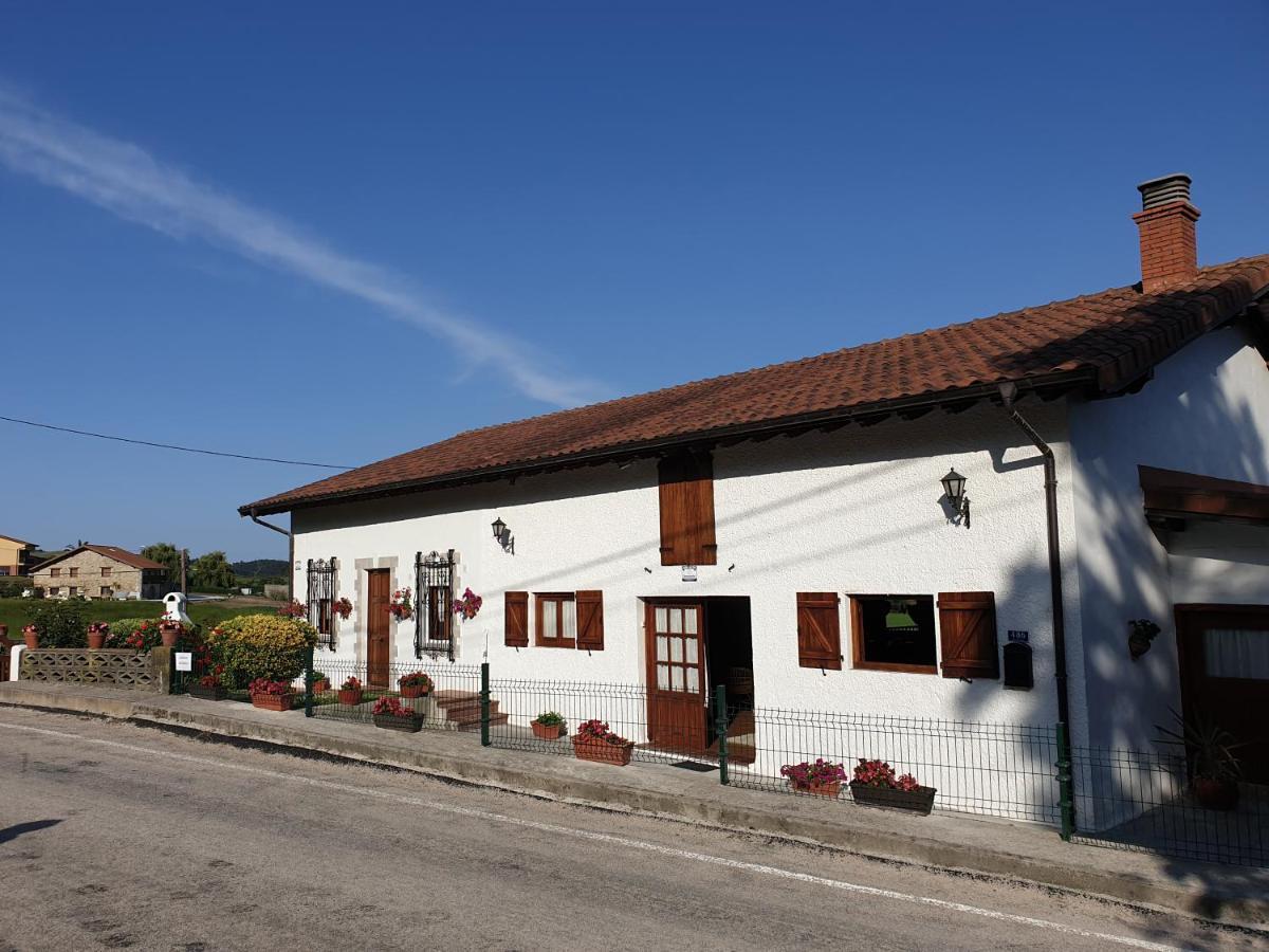 Vila Casa Blanca Gueemes Bareyo Exteriér fotografie