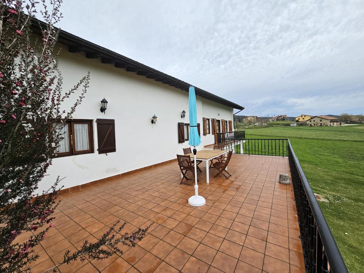 Vila Casa Blanca Gueemes Bareyo Exteriér fotografie